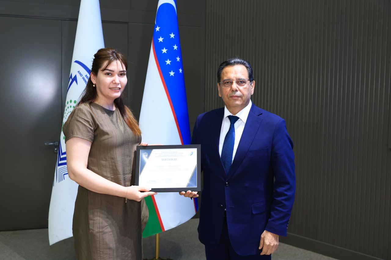 YANGI DAVR AXBOROT XIZMATLARI: ILHOM, TEXNOLOGIYA VA INTELLEKT!